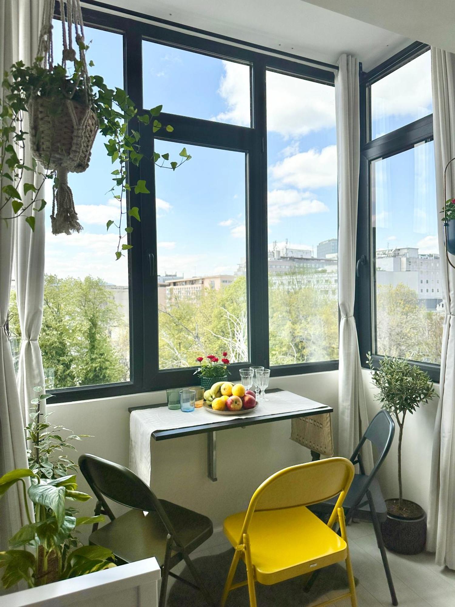 Harmony Studio - Elegant Escape Near Ateneu Бухарест Екстер'єр фото